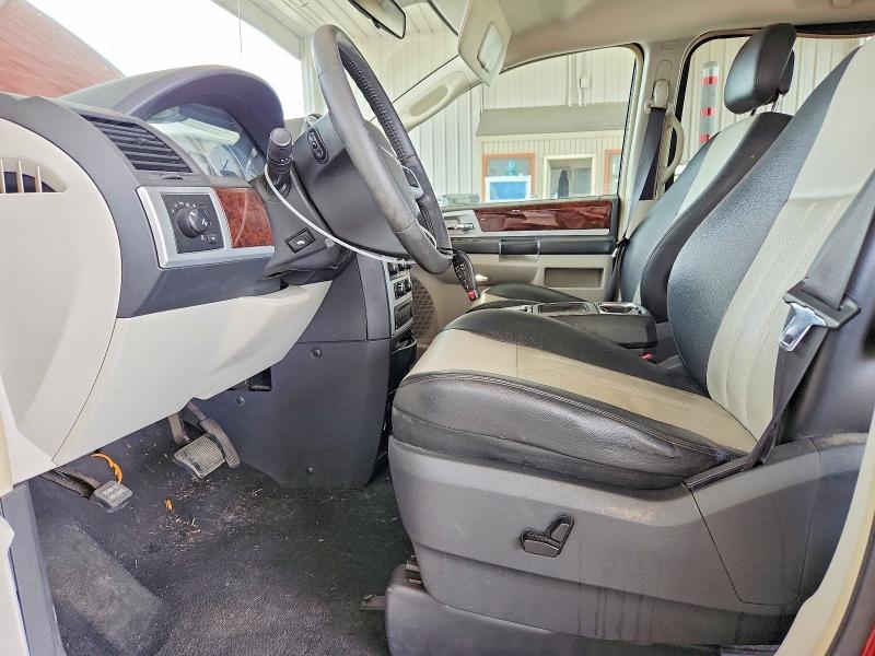 Продажа на аукционе авто 2010 Chrysler Town & Country, vin: 2A4RR8DX1AR421956, номер лота: 60179006