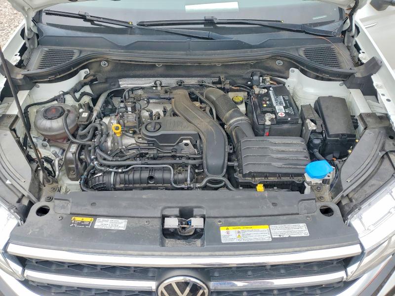 Продажа на аукционе авто 2022 Volkswagen Taos, vin: 3VV2X7B2XNM066315, номер лота: 62257516