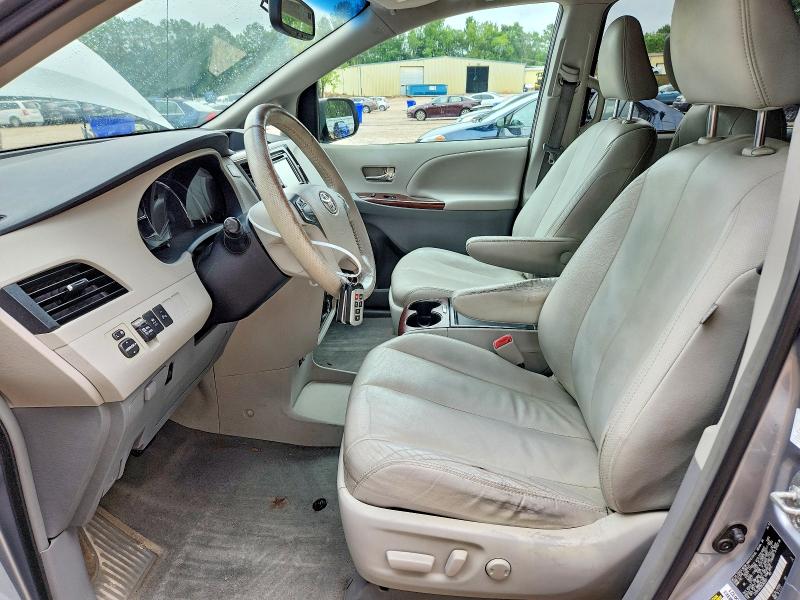 2013 Toyota Sienna მანქანა იყიდება აუქციონზე, vin: 5TDYK3DC9DS363001, აუქციონის ნომერი: 62396836