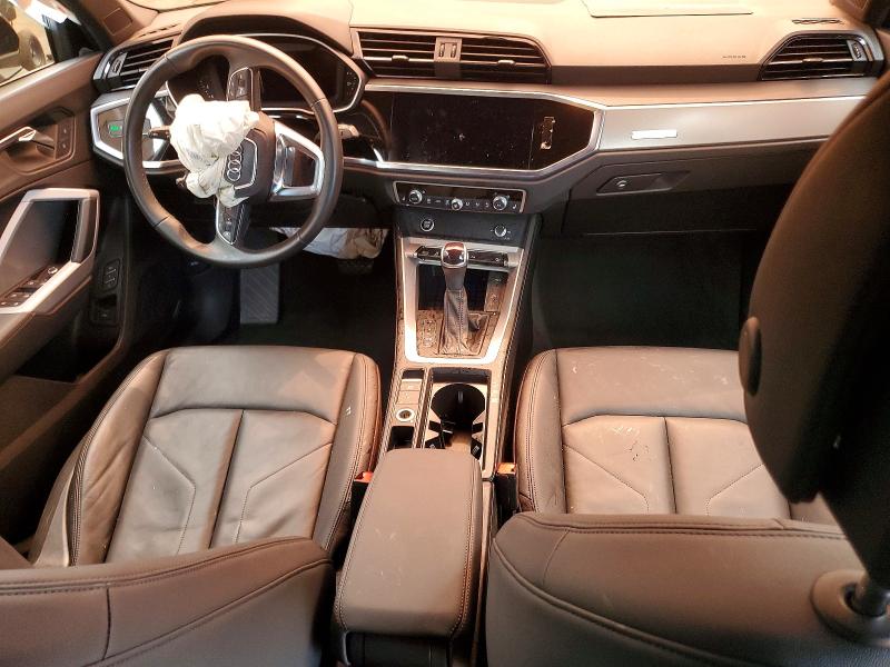 63126076 :رقم المزاد ، WA1EECF39N1081456 vin ، 2022 Audi Q3 مزاد بيع
