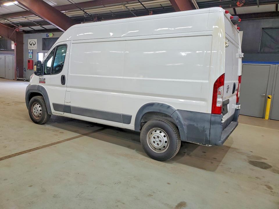 62690676 :رقم المزاد ، 3C6TRVCG9HE528705 vin ، 2017 Ram Promaster 2500 مزاد بيع