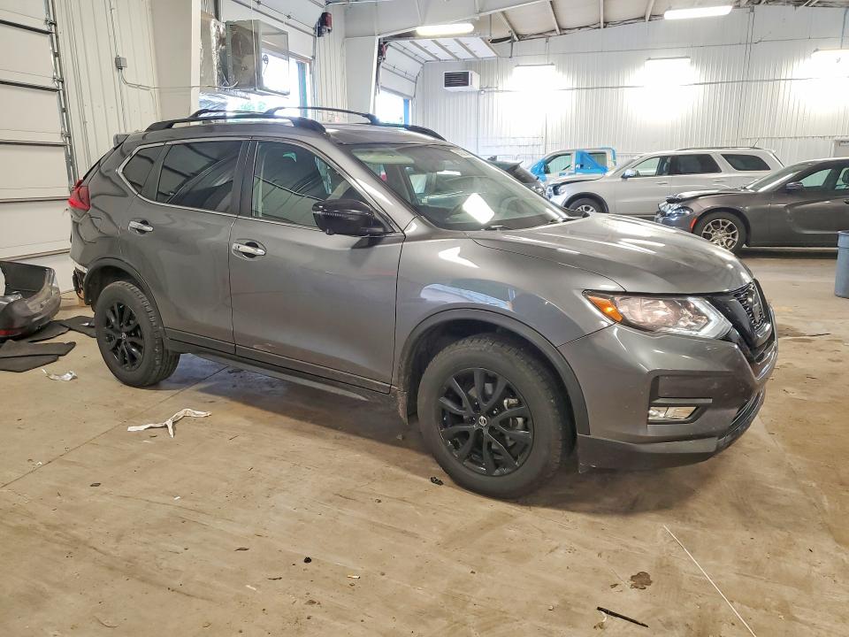 60021446 :رقم المزاد ، 5N1AT2MV6JC841927 vin ، 2018 Nissan Rogue مزاد بيع