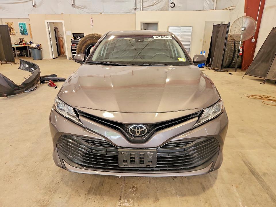 2020 Toyota Camry მანქანა იყიდება აუქციონზე, vin: 4T1C11AK6LU368787, აუქციონის ნომერი: 61540286