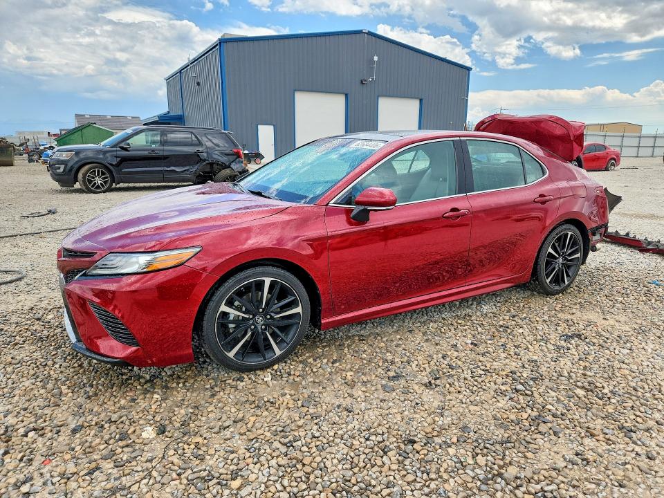 Auction sale of the 2018 Toyota Camry, vin: 4T1BZ1HK8JU506062, lot number: 62684406