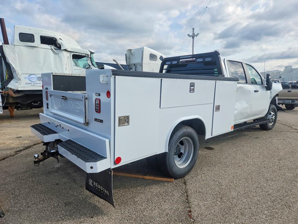 Продажа на аукционе авто 2024 Chevrolet Silverado, vin: 1GB4YSEY0RF411353, номер лота: 57663396