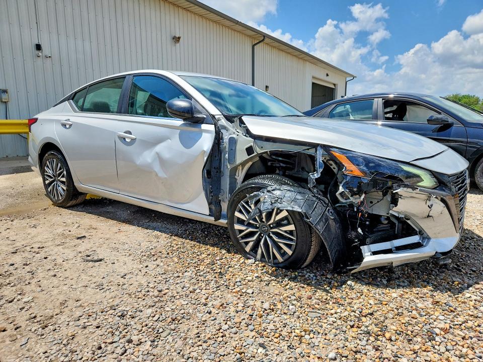 61432076 :رقم المزاد ، 1N4BL4DW0TN316372 vin ، 2026 Nissan Altima مزاد بيع