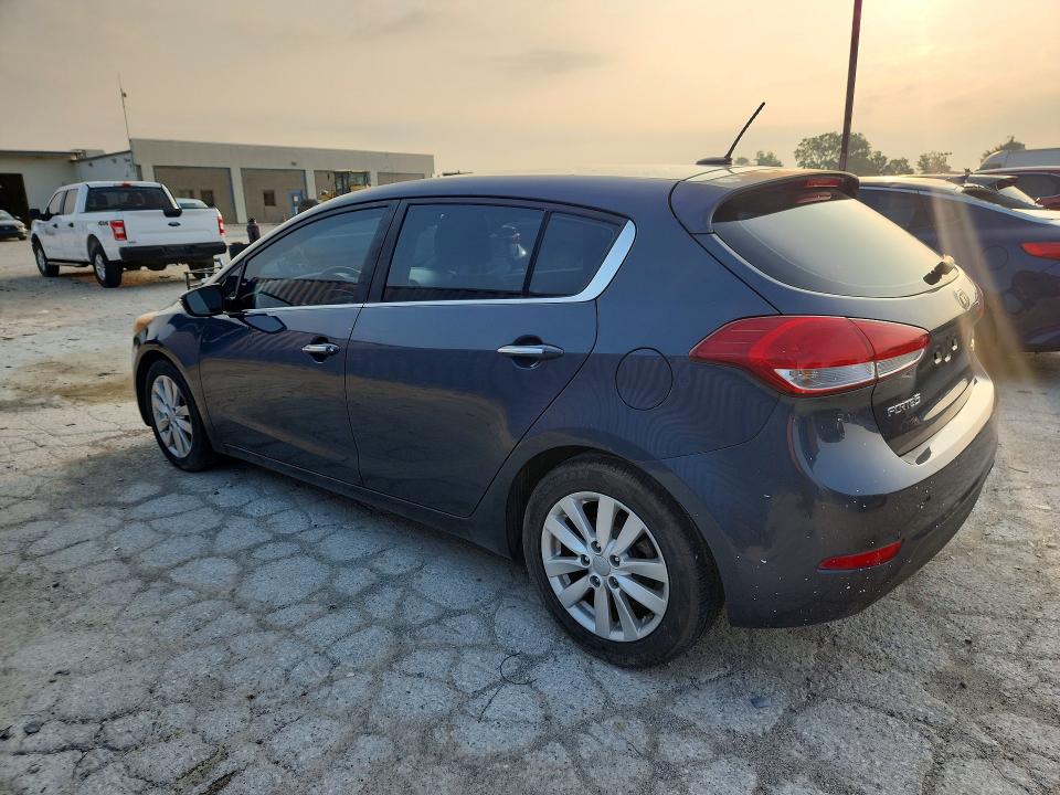 Продаж на аукціоні авто 2015 Kia Forte, vin: KNAFX5A83F5295031, номер лоту: 61901146