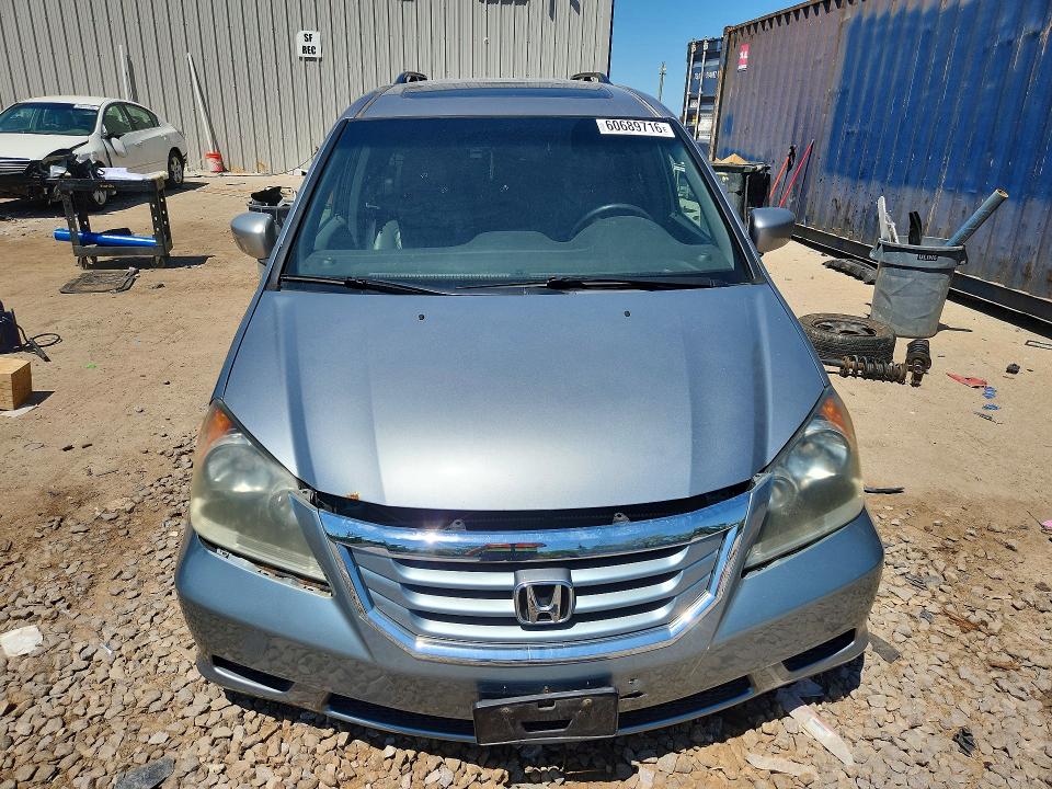 60689716 :رقم المزاد ، 5FNRL3H71AB001470 vin ، 2010 Honda Odyssey مزاد بيع