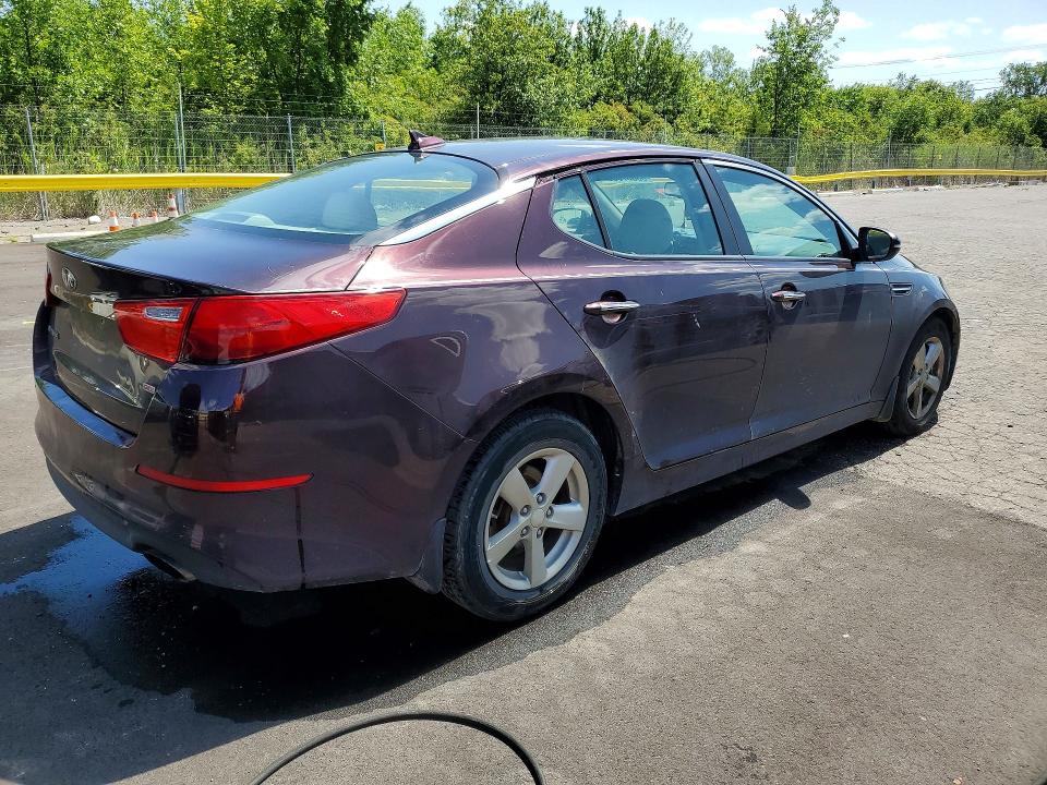 2015 Kia Optima მანქანა იყიდება აუქციონზე, vin: 5XXGM4A75FG470425, აუქციონის ნომერი: 63057086