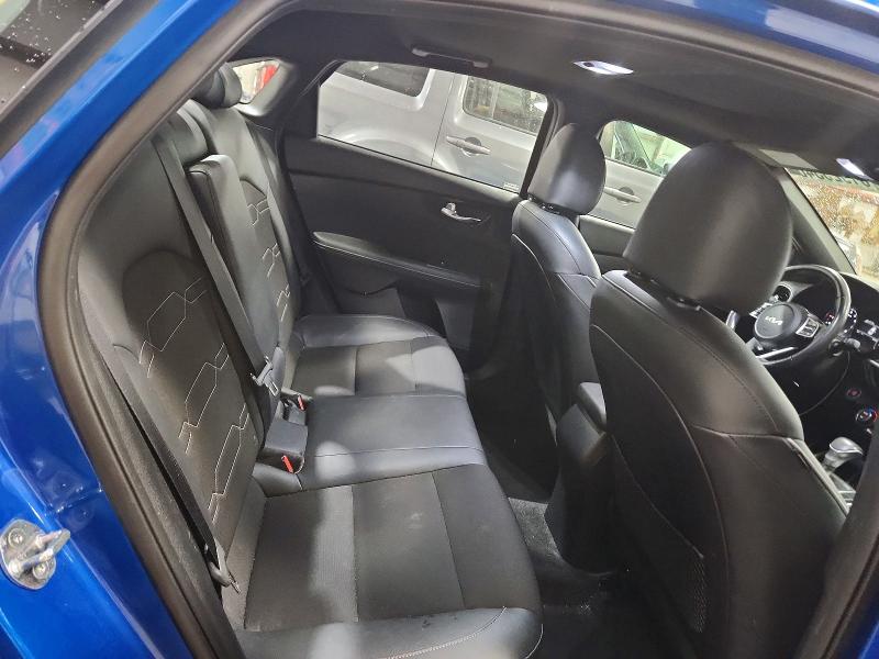 2022 Kia Forte მანქანა იყიდება აუქციონზე, vin: 3KPF54AD2NE478049, აუქციონის ნომერი: 61923346