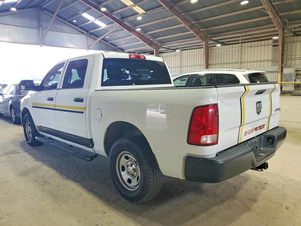61580706 :رقم المزاد ، 1C6RR7XT4NS213316 vin ، 2022 Ram 1500 Classic مزاد بيع