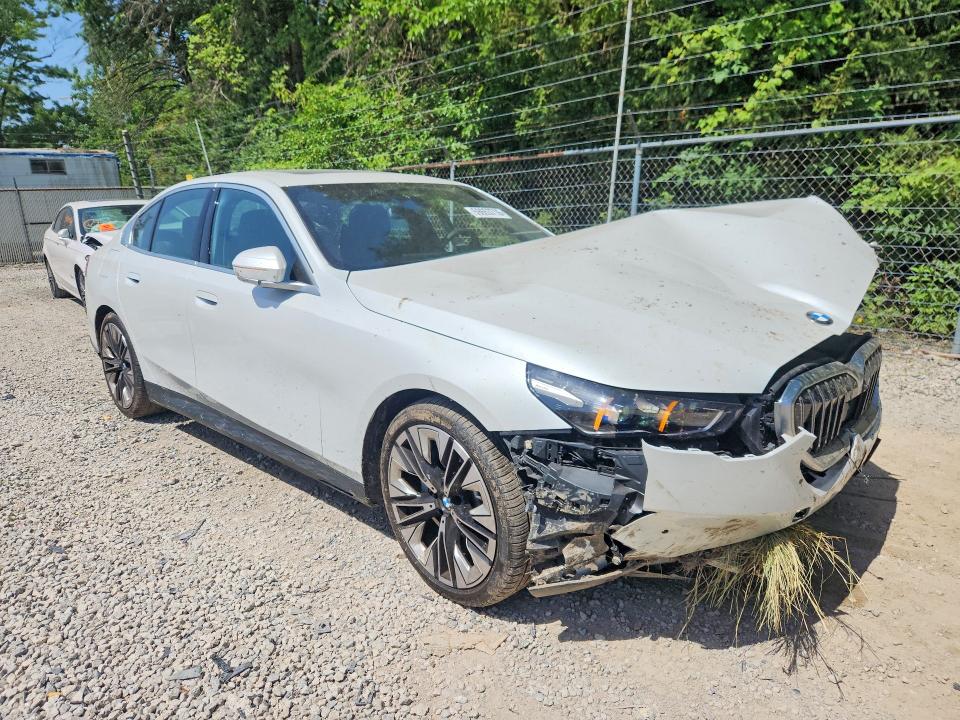 59653716 :رقم المزاد ، WBA53FJ00RCS32167 vin ، 2024 Bmw 530 مزاد بيع