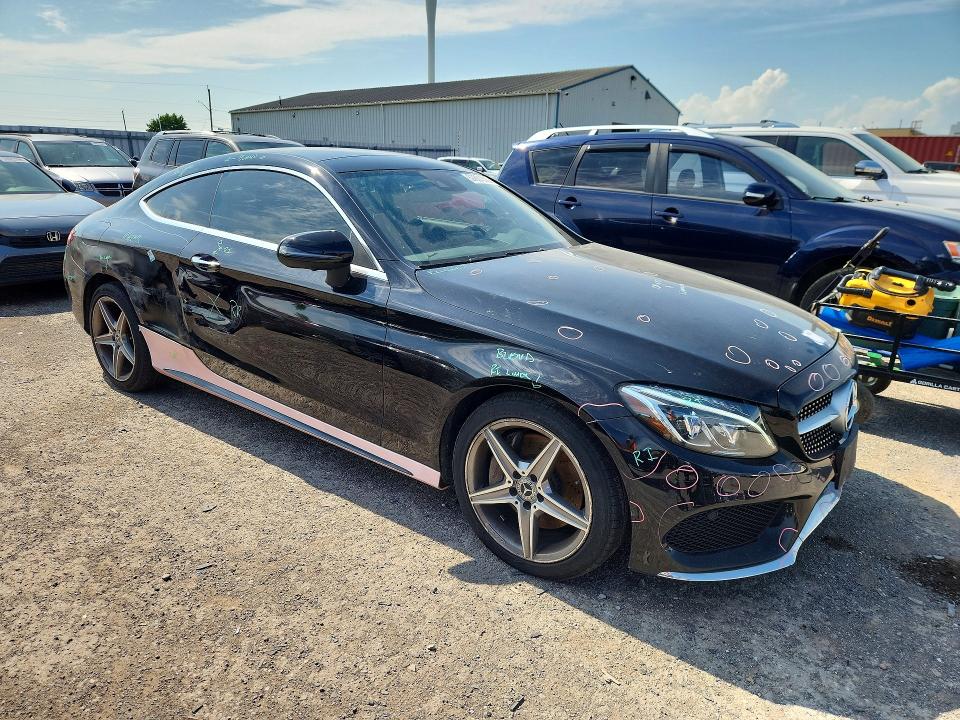 57881836 :رقم المزاد ، WDDWJ4KB9JF630150 vin ، 2018 Mercedes-benz C مزاد بيع