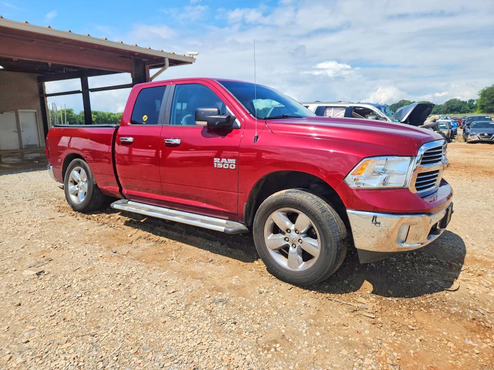 61205636 :رقم المزاد ، 1C6RR7GG5FS564448 vin ، 2015 Ram 1500 مزاد بيع