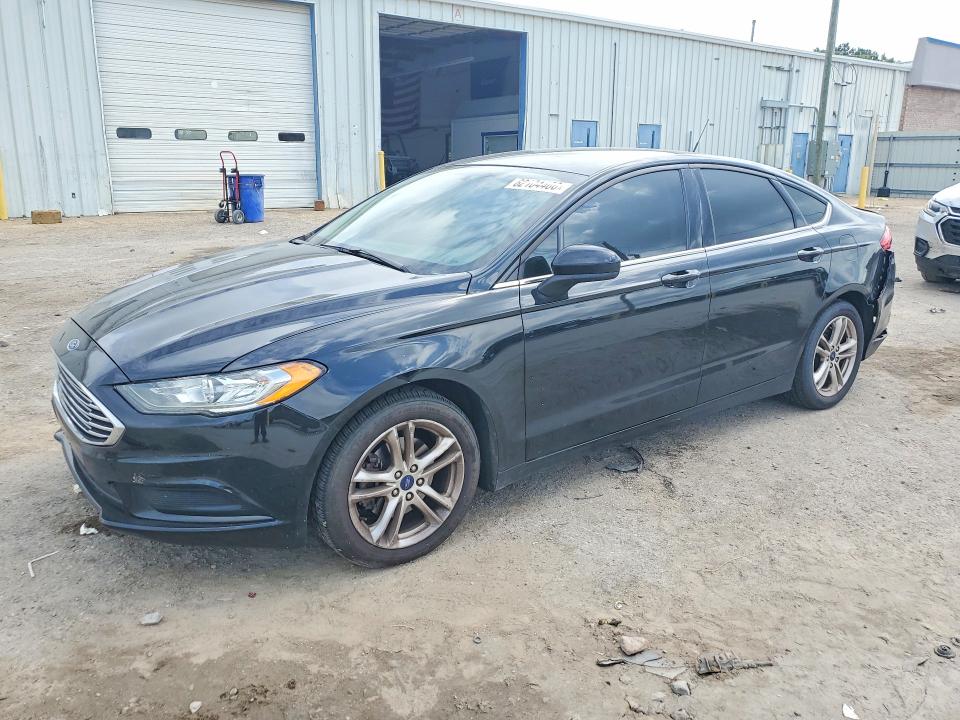 62104406 :رقم المزاد ، 3FA6P0HD9JR244332 vin ، 2018 Ford Fusion مزاد بيع