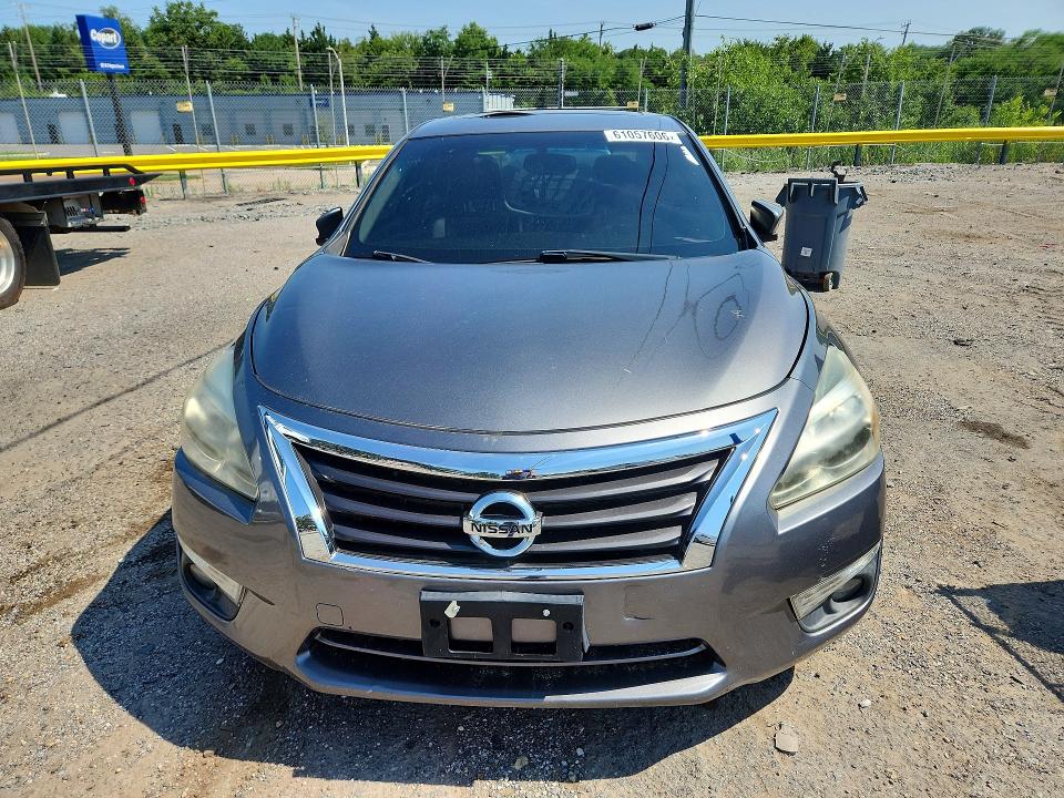 61057606 :رقم المزاد ، 1N4AL3AP2FC166204 vin ، 2015 Nissan Altima مزاد بيع