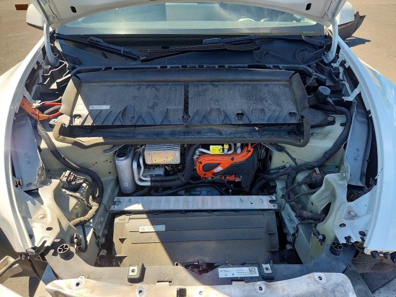 60512686 :رقم المزاد ، 7SAYGDEE8NF558491 vin ، 2022 Tesla Model Y مزاد بيع
