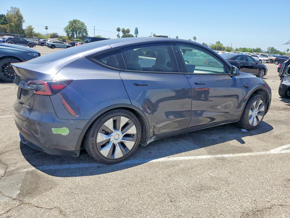 60650306 :رقم المزاد ، 7SAYGDEE8PA153151 vin ، 2023 Tesla Model Y مزاد بيع