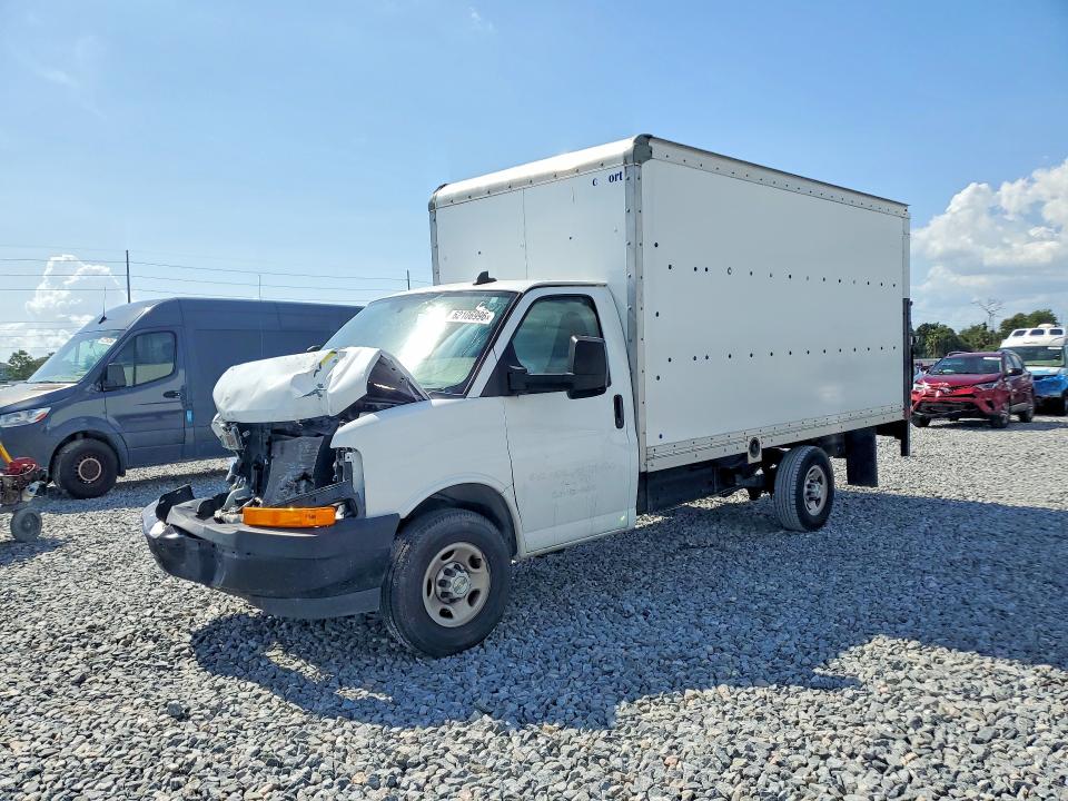 62106996 :رقم المزاد ، 1GB0GSF77P1100875 vin ، 2023 Chevrolet Express G3500 مزاد بيع