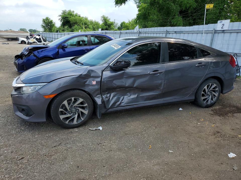 Продаж на аукціоні авто 2018 Honda Civic, vin: 2HGFC2F66JH040560, номер лоту: 60445816