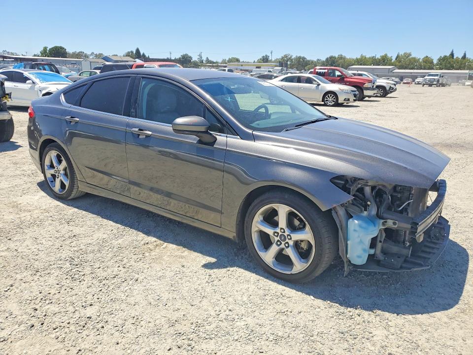 60831046 :رقم المزاد ، 3FA6P0G79GR306039 vin ، 2016 Ford Fusion مزاد بيع