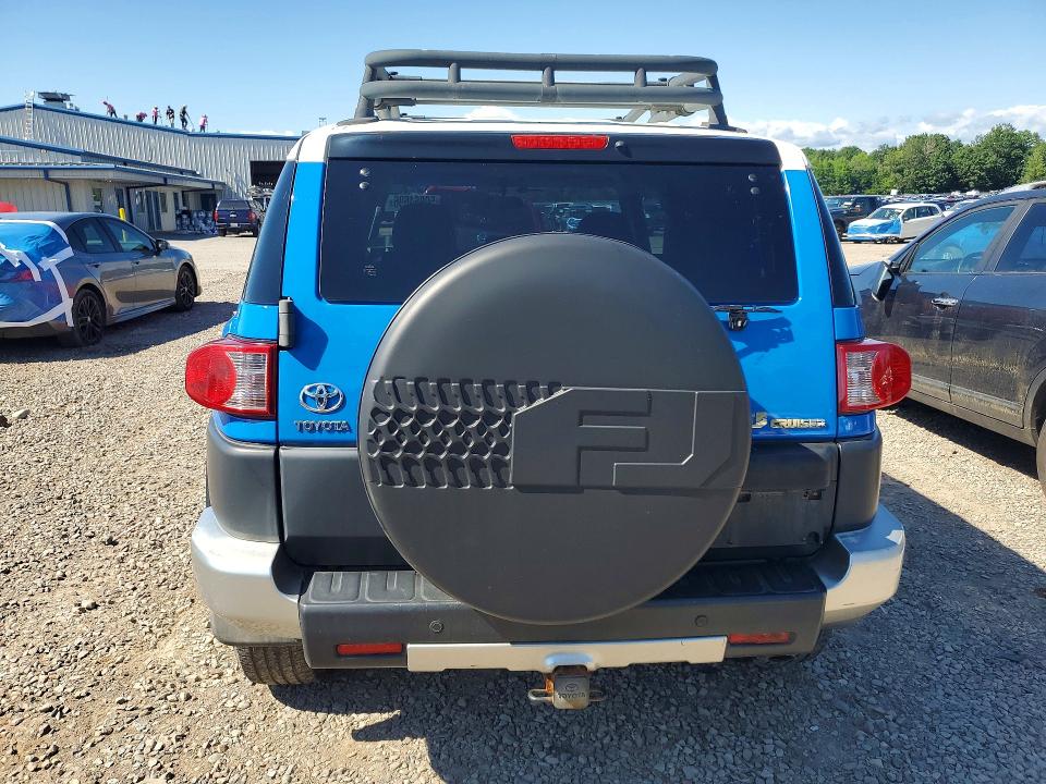 59864696 :رقم المزاد ، JTEBU11F070018879 vin ، 2007 Toyota Fj Cruiser مزاد بيع