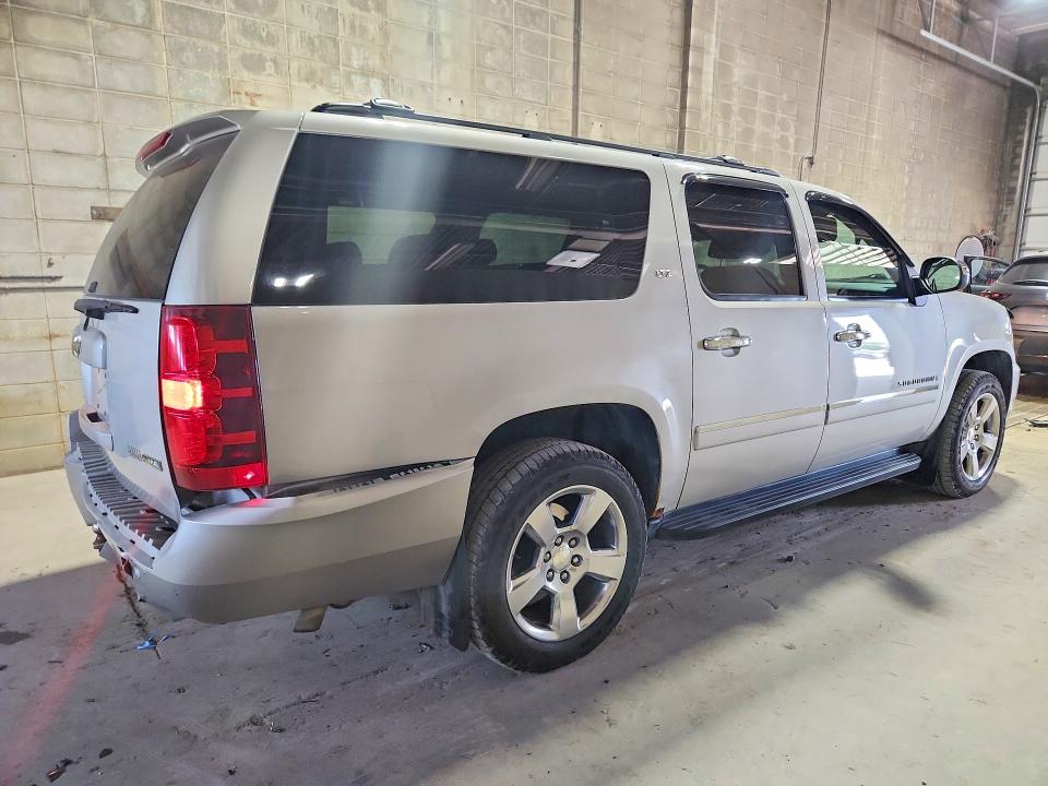 Продаж на аукціоні авто 2009 Chevrolet Suburban, vin: 1GNFK36319R206113, номер лоту: 61875996