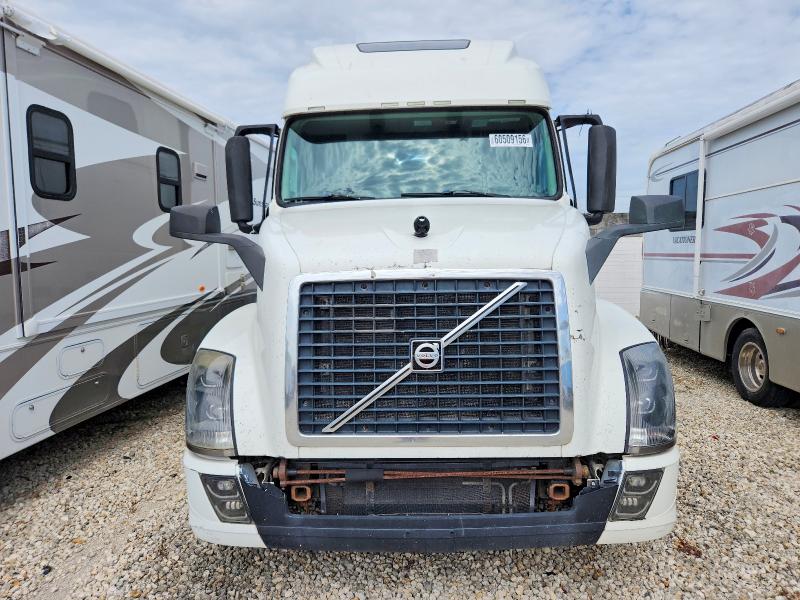 60509156 :رقم المزاد ، 4V4NC9EH1GN942026 vin ، 2016 Volvo Vnl (4) مزاد بيع