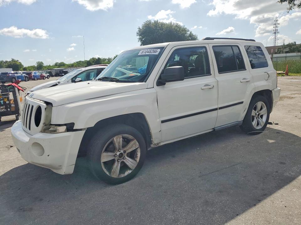 61048266 :رقم المزاد ، 1J4NT2GB2AD622040 vin ، 2010 Jeep Patriot مزاد بيع