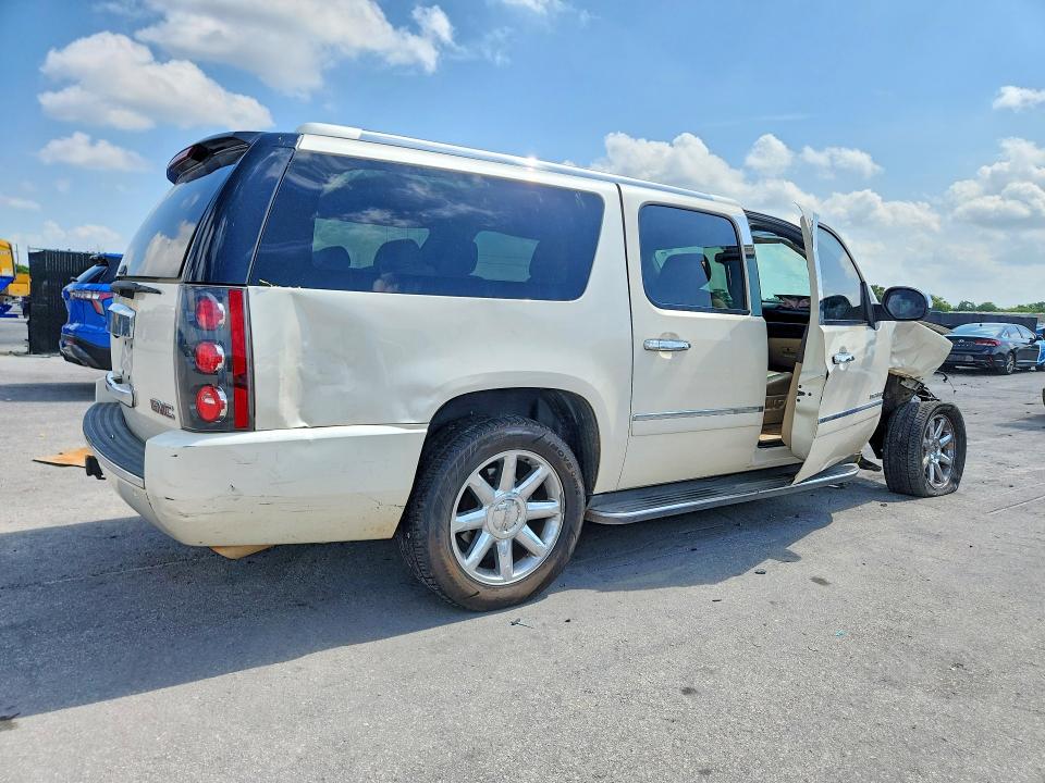 Продажа на аукционе авто 2014 Gmc Yukon Xl, vin: 1GKS1MEF9ER139514, номер лота: 61692206