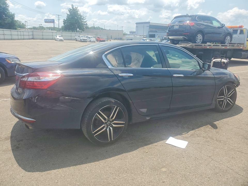 Aukcja sprzedaży 2017 Honda Accord, vin: 1HGCR2F17HA261907, numer aukcji: 61176976