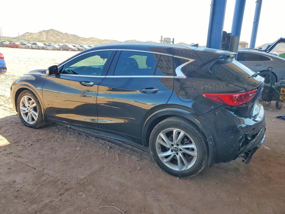 60452306 :رقم المزاد ، SJKCH5CPXJA054135 vin ، 2018 Infiniti Qx30 مزاد بيع