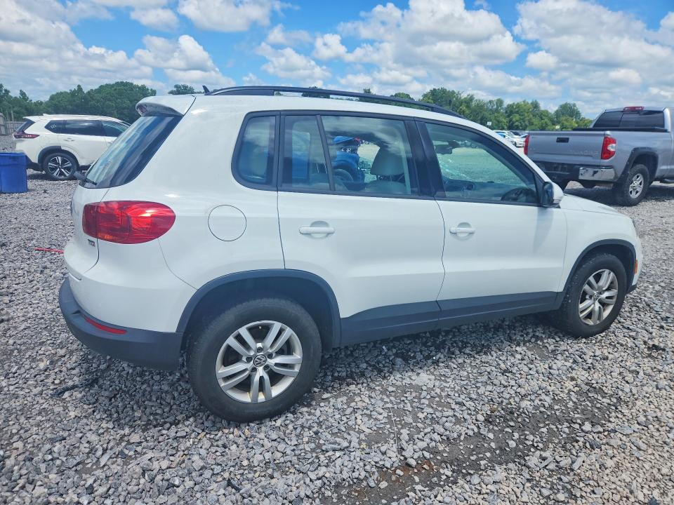 2016 Volkswagen Tiguan მანქანა იყიდება აუქციონზე, vin: WVGAV7AXXGW604880, აუქციონის ნომერი: 61984966