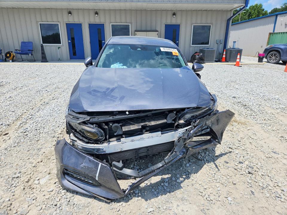 2020 Honda Accord მანქანა იყიდება აუქციონზე, vin: 1HGCV1F52LA042824, აუქციონის ნომერი: 95586575