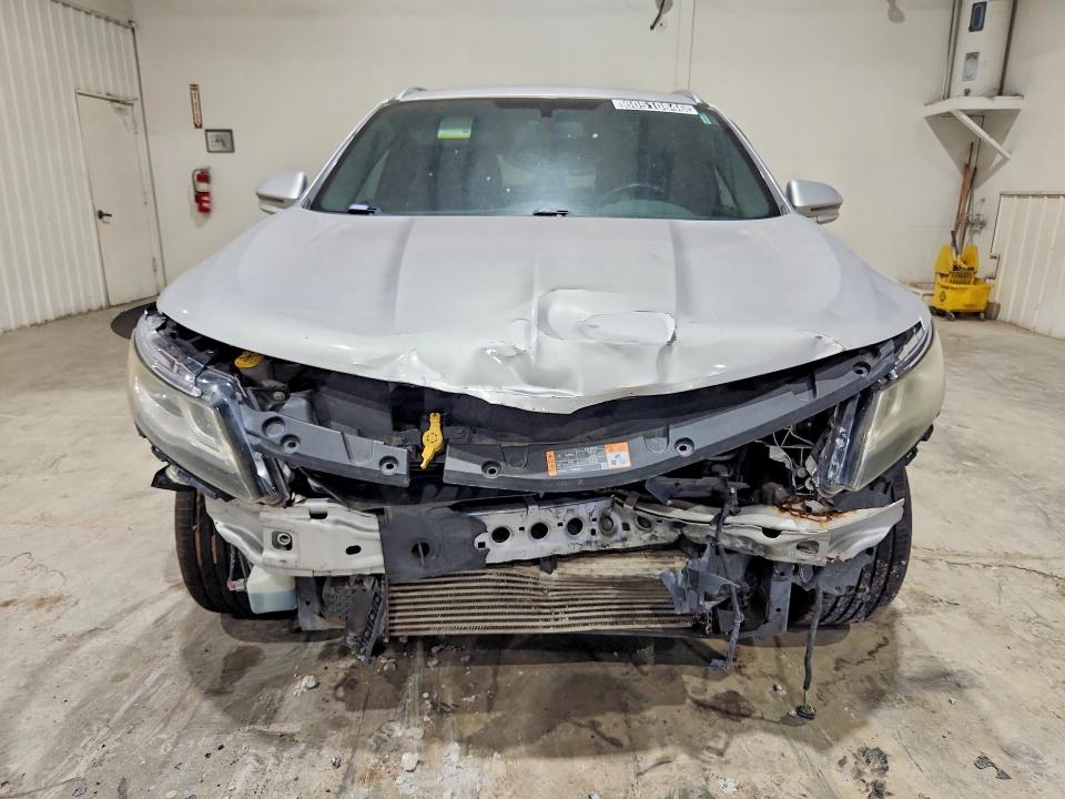 Продаж на аукціоні авто 2015 Lincoln Mkc, vin: 5LMCJ1A9XFUJ24106, номер лоту: 60510846