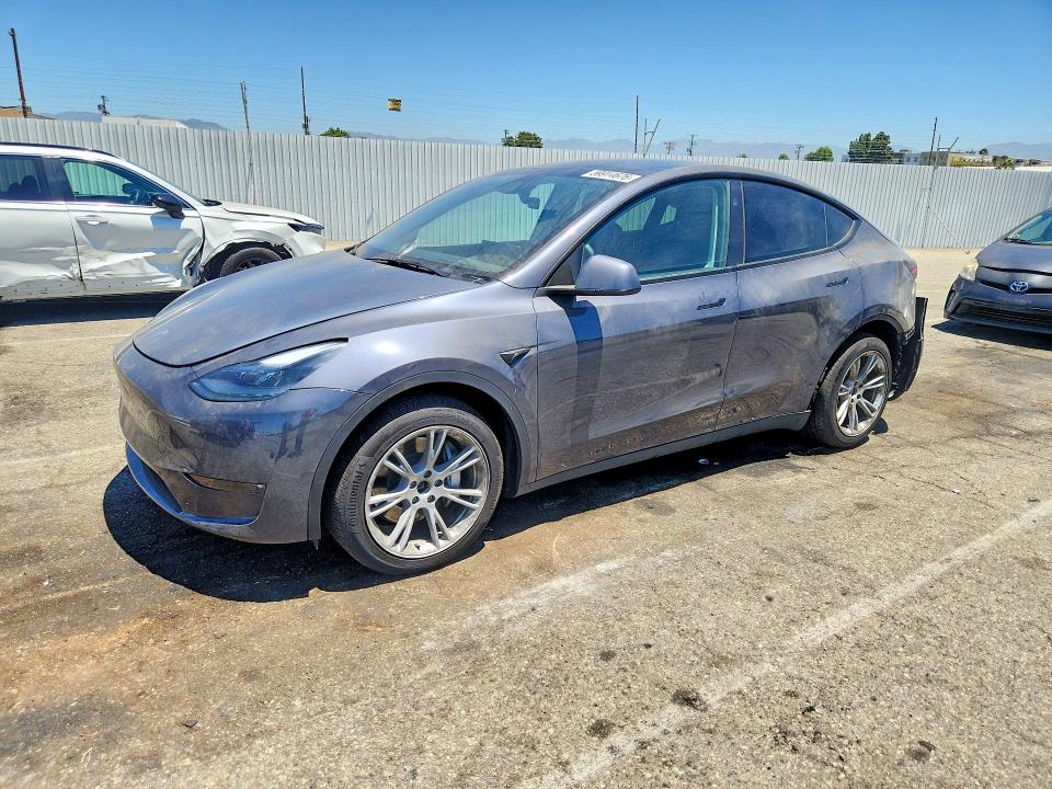 59914676 :رقم المزاد ، 7SAYGDEE8PF918877 vin ، 2023 Tesla Model Y مزاد بيع