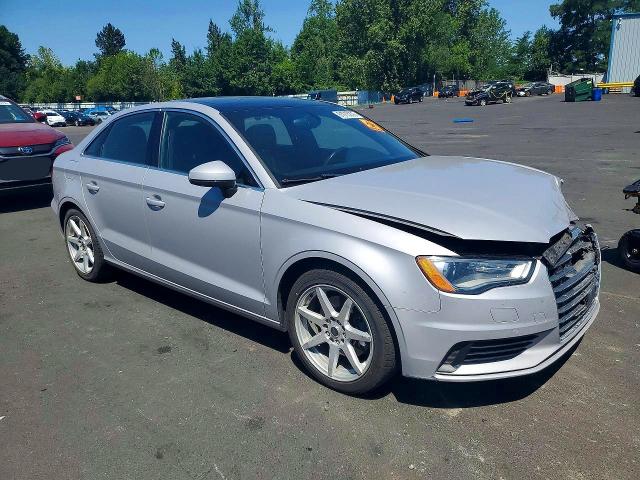 Продаж на аукціоні авто 2015 Audi A3, vin: WAUEFGFF6F1024800, номер лоту: 61015276
