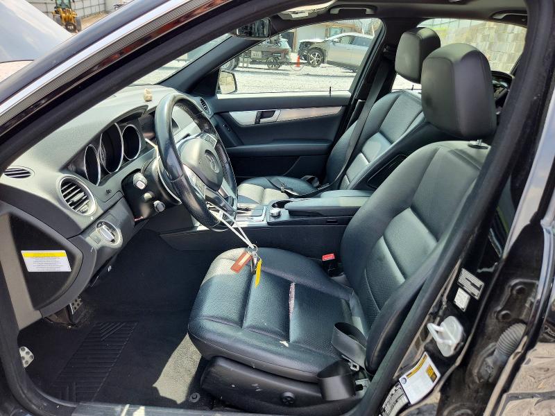 2014 Mercedes-benz C მანქანა იყიდება აუქციონზე, vin: WDDGF8AB9EG247873, აუქციონის ნომერი: 61937836