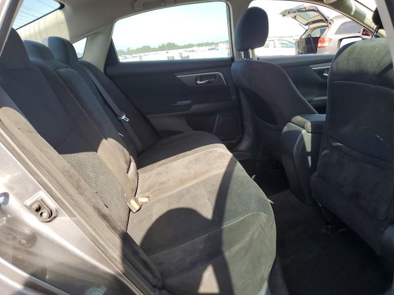 2015 Nissan Altima მანქანა იყიდება აუქციონზე, vin: 1N4AL3AP3FC196537, აუქციონის ნომერი: 60590756
