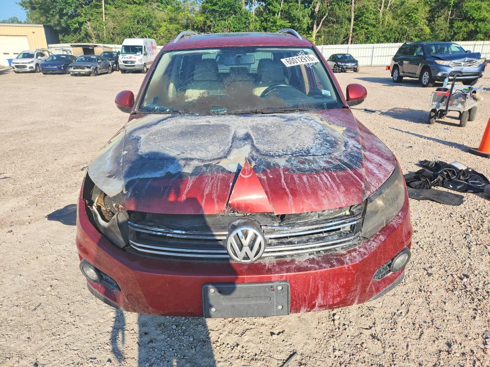 Продажа на аукционе авто 2015 Volkswagen Tiguan, vin: WVGAV7AX0FW018249, номер лота: 60012916