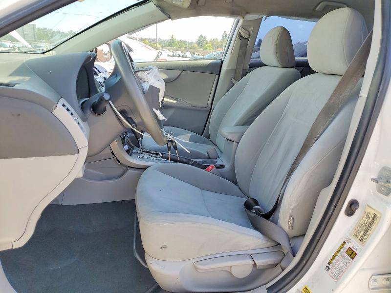 62069646 :رقم المزاد ، 1NXBU4EEXAZ201967 vin ، 2010 Toyota Corolla مزاد بيع