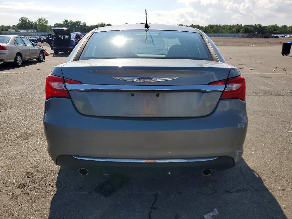 Продажа на аукционе авто 2013 Chrysler 200, vin: 1C3CCBCG4DN747364, номер лота: 62488226