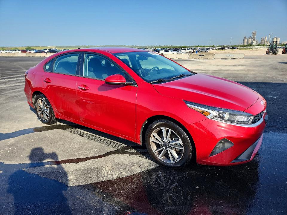 Продажа на аукционе авто 2023 Kia Forte, vin: 3KPF24AD1PE612352, номер лота: 62253576