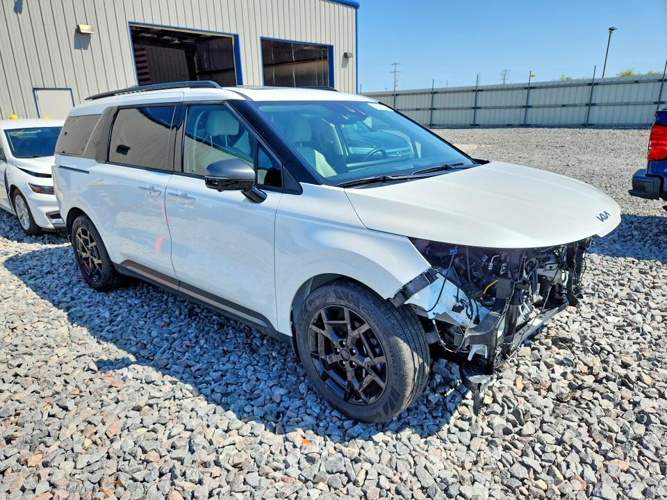2026 Kia Carnival მანქანა იყიდება აუქციონზე, vin: KNDNE5K39T6565201, აუქციონის ნომერი: 62882076