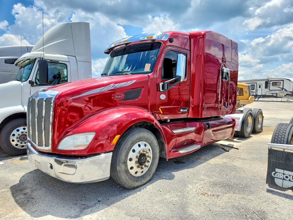 Продажа на аукционе авто 2016 Peterbilt 579, vin: 1XPBDP9X2GD306575, номер лота: 60269236