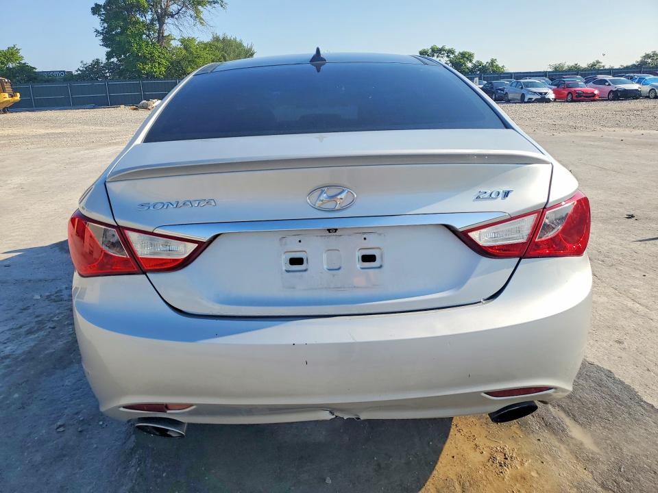 60779796 :رقم المزاد ، 5NPEC4AB7DH809234 vin ، 2013 Hyundai Sonata مزاد بيع