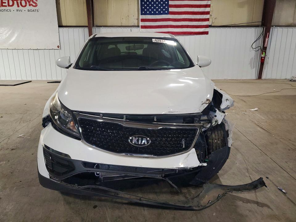 62814496 :رقم المزاد ، KNDPBCAC8F7693791 vin ، 2015 Kia Sportage مزاد بيع