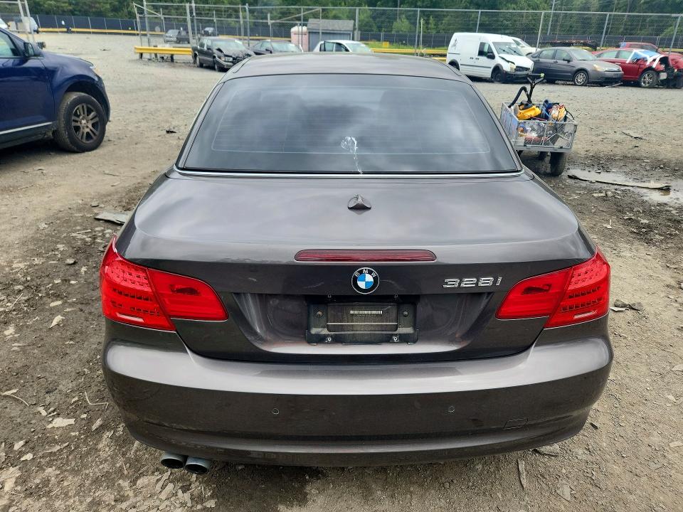 2011 Bmw 328 მანქანა იყიდება აუქციონზე, vin: WBADW3C52BE539781, აუქციონის ნომერი: 60439526