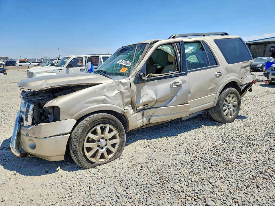 61010696 :رقم المزاد ، 1FMFU16528LA45230 vin ، 2008 Ford Expedition مزاد بيع