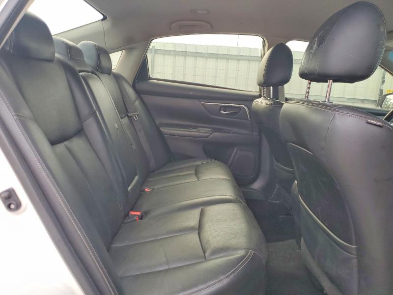 60862576 :رقم المزاد ، 1N4AL3AP7JC186795 vin ، 2018 Nissan Altima مزاد بيع